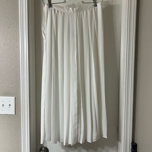 Pleated White Midi Skirt